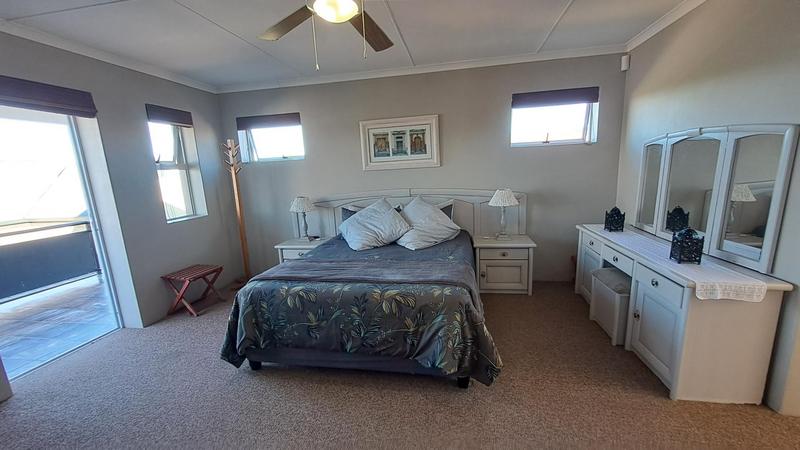 6 Bedroom Property for Sale in Stilbaai Wes Western Cape